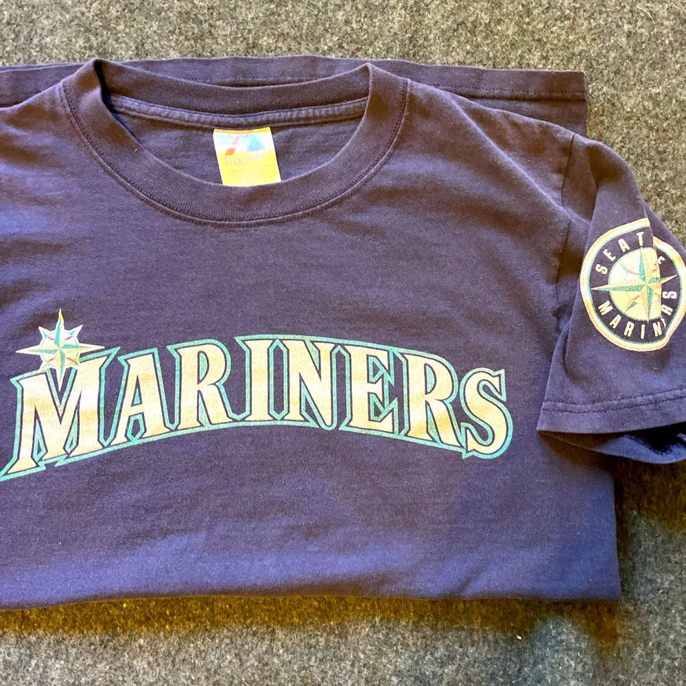 Vintage Seattle mariners shirt